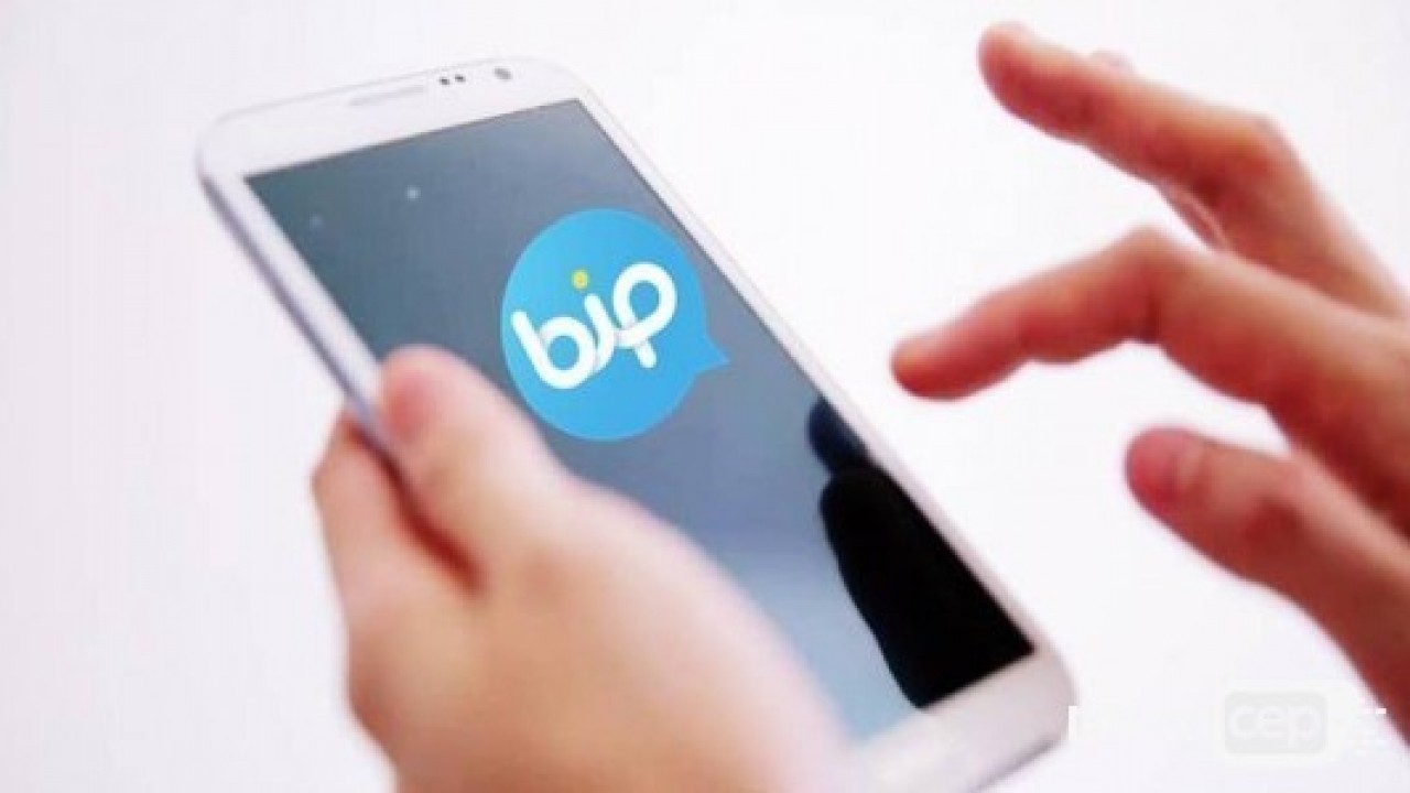 BiP öğrencilere karne hediyesi ve bayram harçlığı dağıtıyor