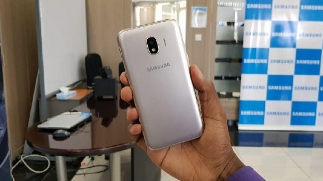 Samsung, Iris Tarayıcıya Sahip Uygun Fiyatlı Telefonunu Yakında Duyuracak