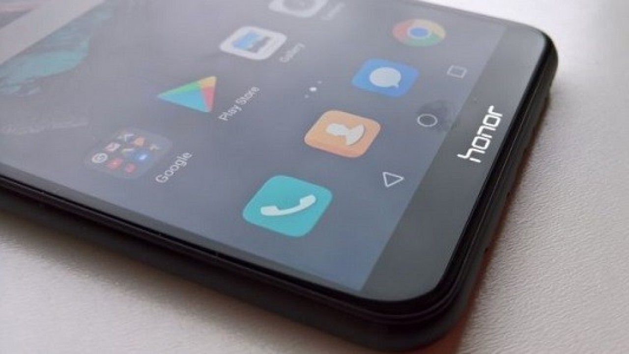 Huawei Honor 8X'in Turkuaz Renkli Kutusu Sızdırıldı