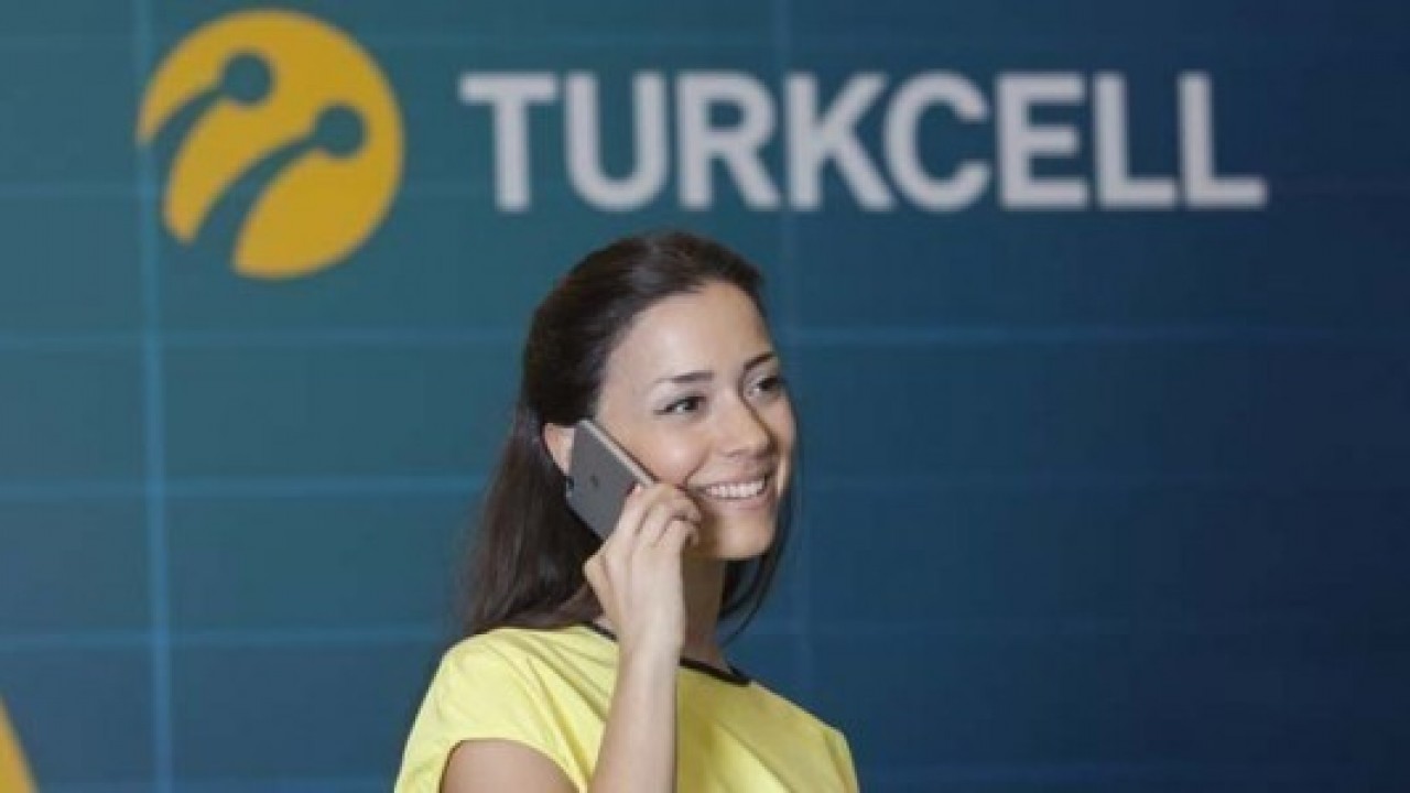 Turkcell'liler bu bayramda 1.7 milyar dakika telefonda konuştu