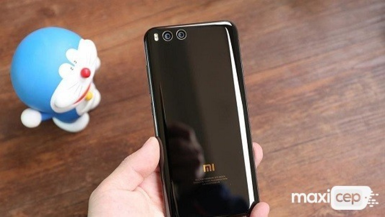 Xiaomi Mi 6 MIUI 10 Kararlı Sürüm Güncellemesini Alan İlk Cihaz Oldu