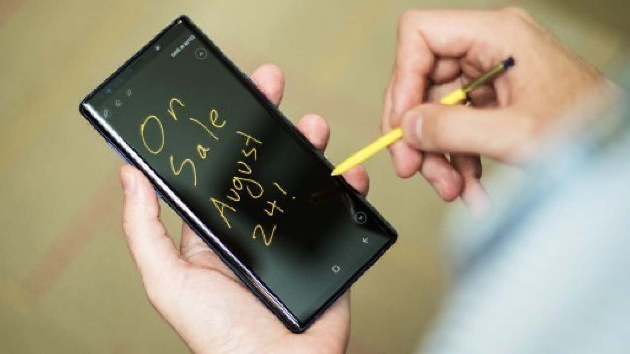 Galaxy Note9  ekranında ışık sızıntısı sorunları çıkıyor