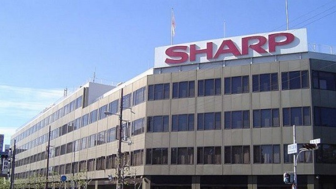 Sharp Yeni OLED Paneller Üretmeye Başlıyor