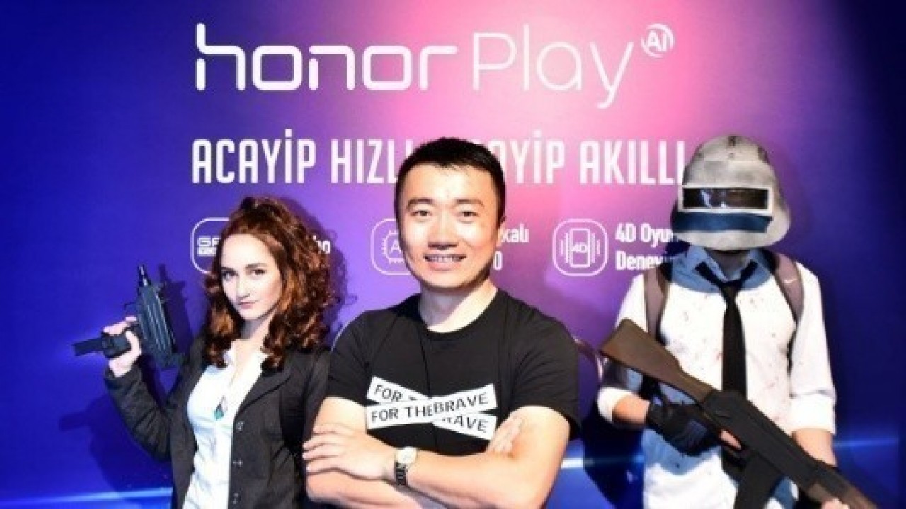 Huawei'nin Oyun Telefonu Honor Play, Türkiye'de Satışa Sunuldu 