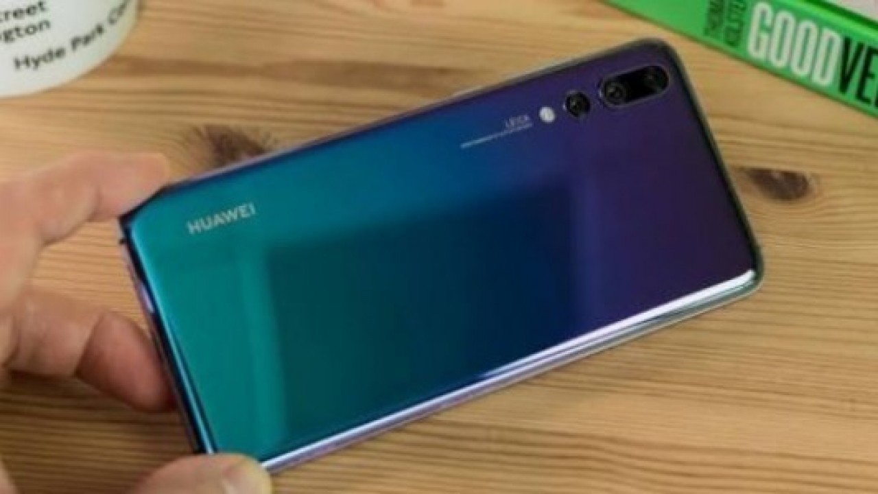 Benchmark'larda Hile Yapan Huawei Telefonlar DxOMark Listelerinden Kaldırıldı