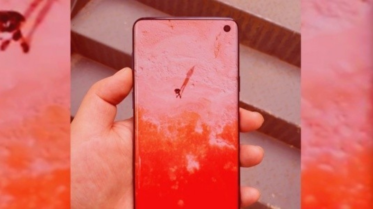 Görünüşe Göre, Kırmızı Galaxy S10 Şirket Planları Arasında Yok