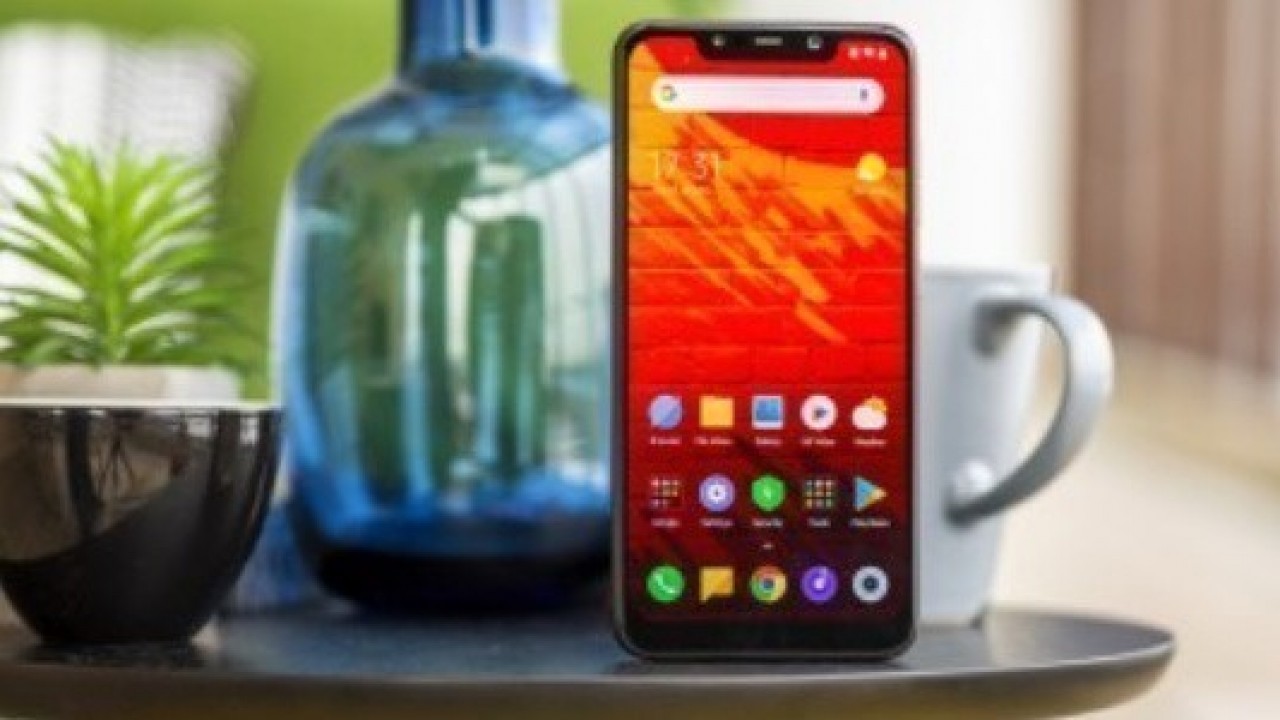 Pocophone F1, 960 fps Slow-motion Video Kaydı ve Gece Modu Özelliğine Kavuştu