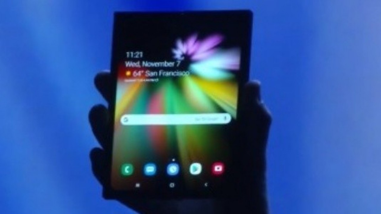 Samsung'un Katlanabilir Akıllı Telefonu CES 2019'da İlk Kez Görücüye Çıktı