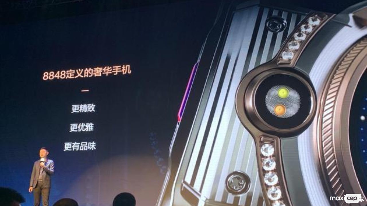 Snapdragon 865 İşlemciye Sahip Titanium M6 5G Duyuruldu
