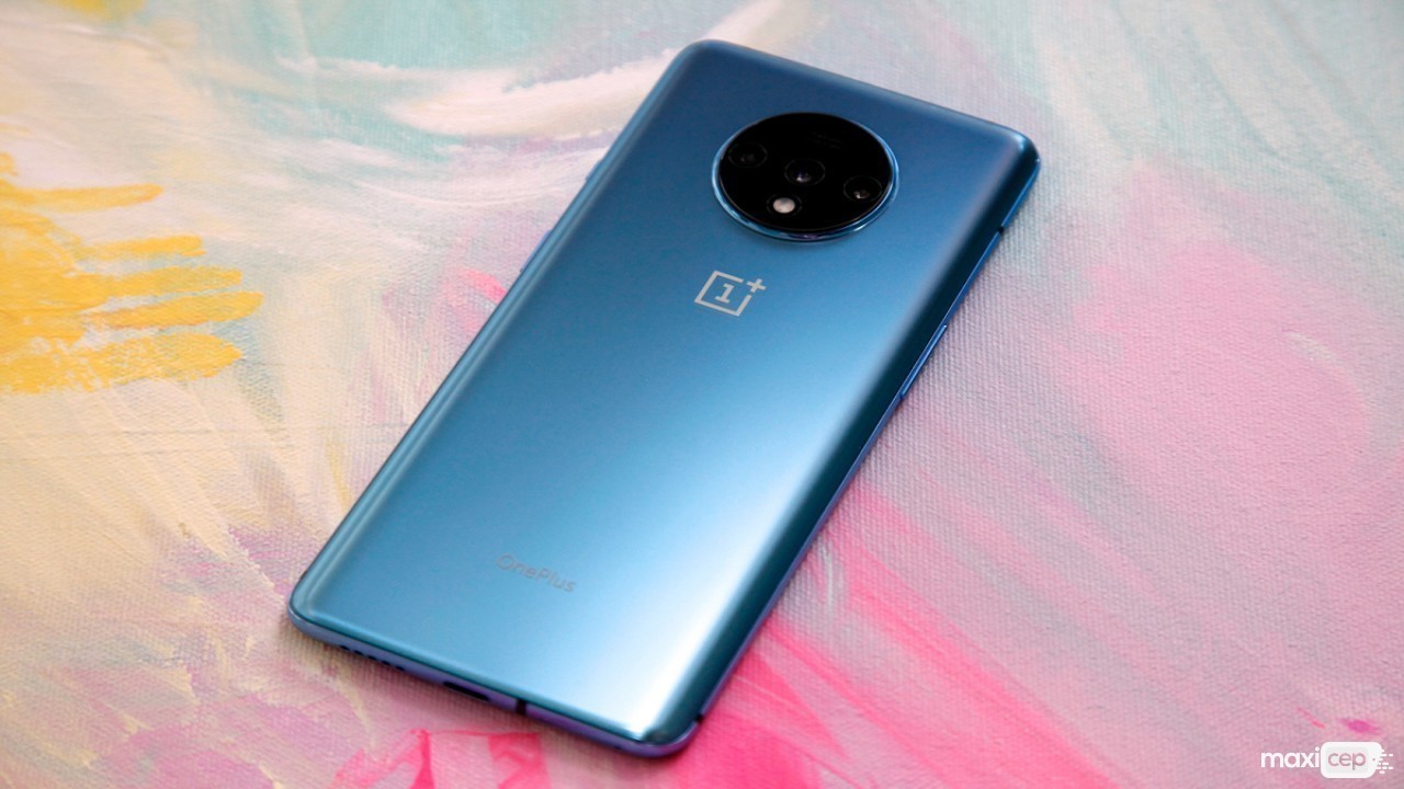 OnePlus 7T ve OnePlus 7T Pro İçin Yeni Sistem Güncellemesi Yayınlandı