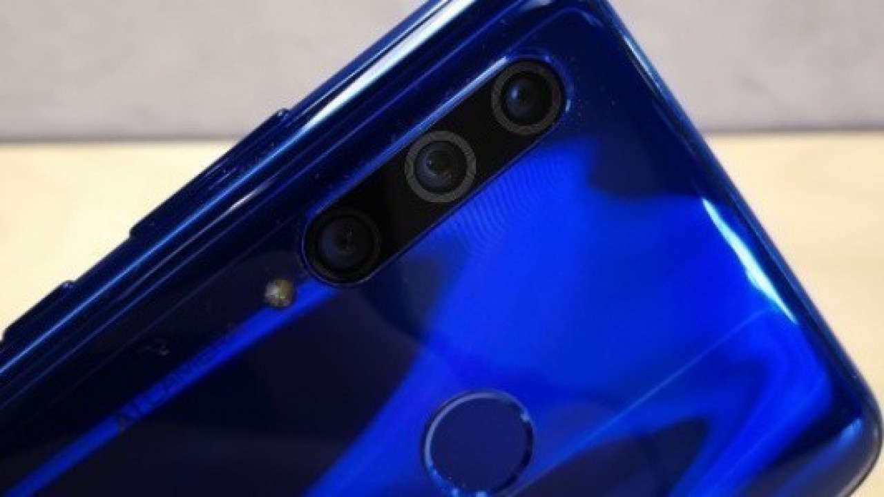 Üç Kameralı Honor 10i Sızdırıldı