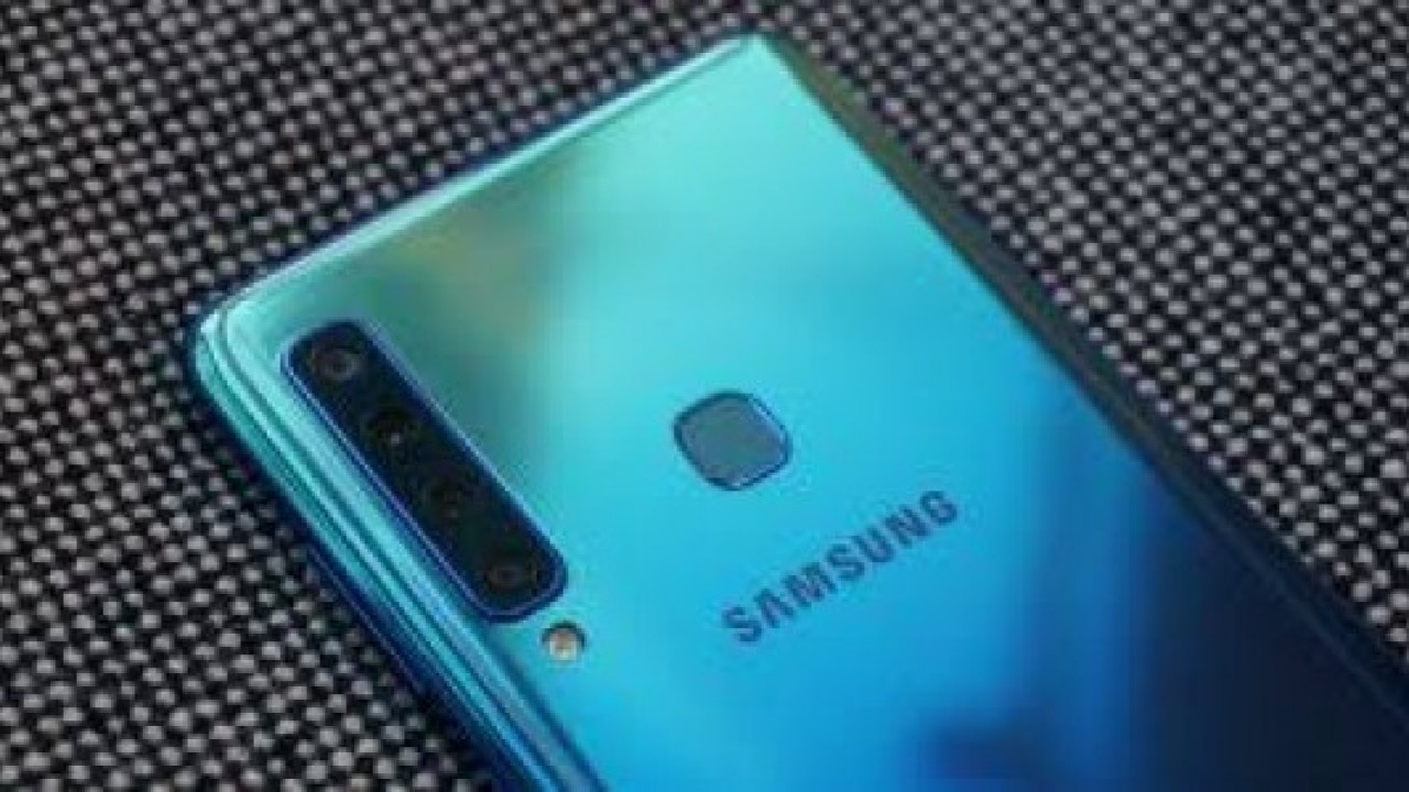 Samsung Galaxy A9 (2018) Android Pie Güncellemesi Almaya Başladı 