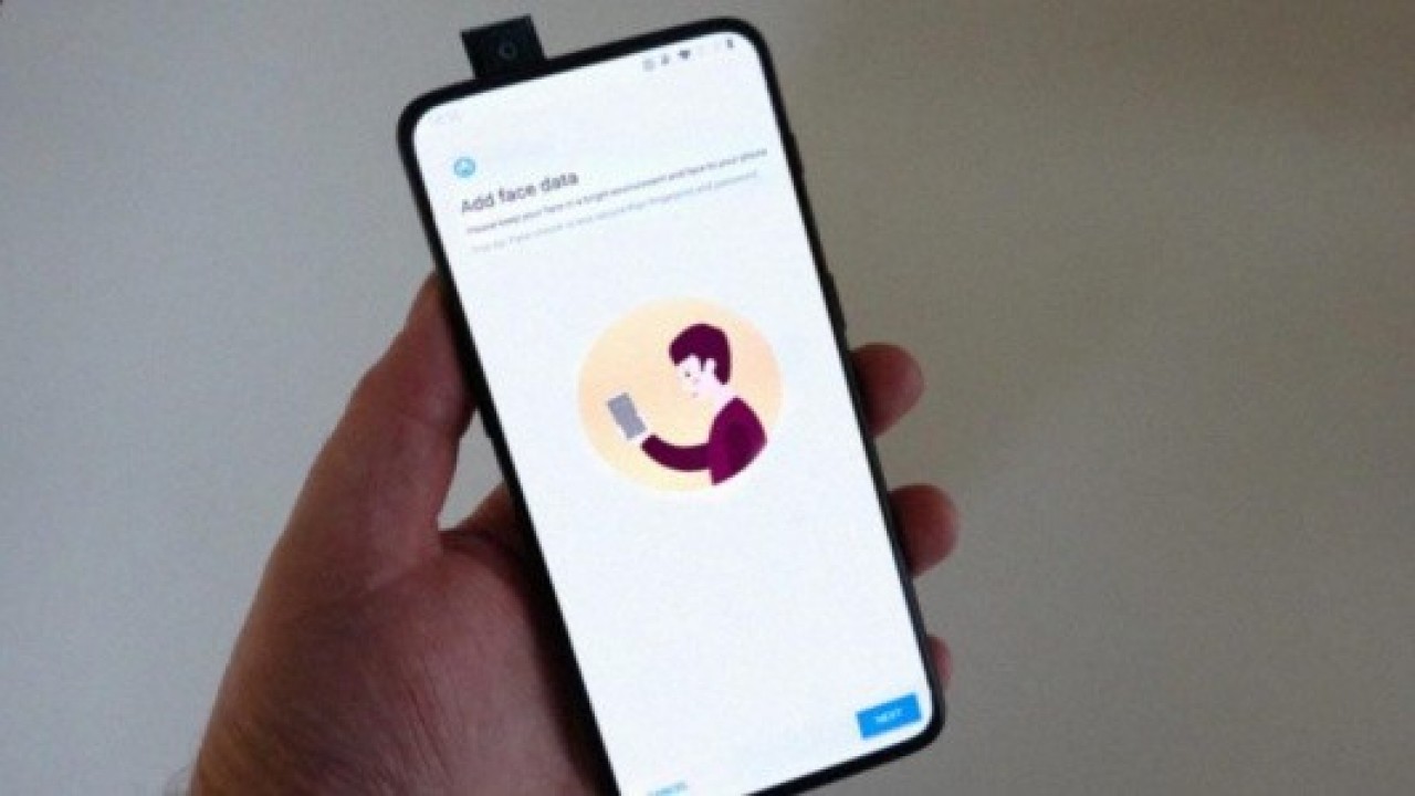 Oneplus 7, Dikey Üçlü Kamera Kurulumuna Sahip Olacak