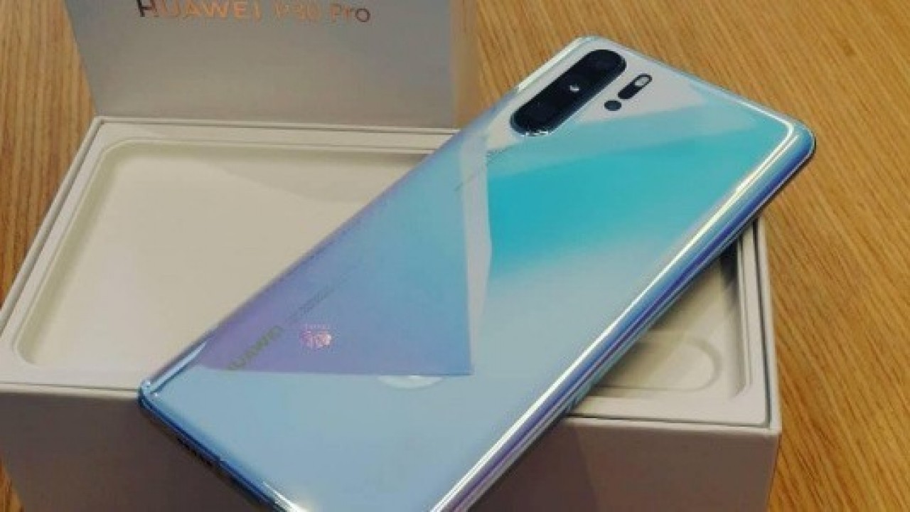 Huawei P30 Pro'nun Sızdırılan Kutusu, Bazı Detayları Doğruluyor