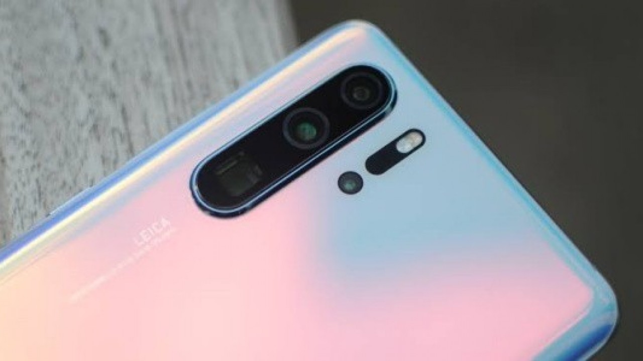 Huawei P30 Pro, Kamera Optimizasyonu ve Hata Düzeltmeleri Getiren İlk Güncellemesini Aldı