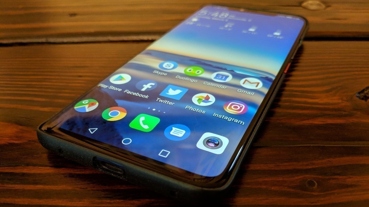 Huawei Mate 30 Pro Tasarımıyla Göz Kamaştırıyor