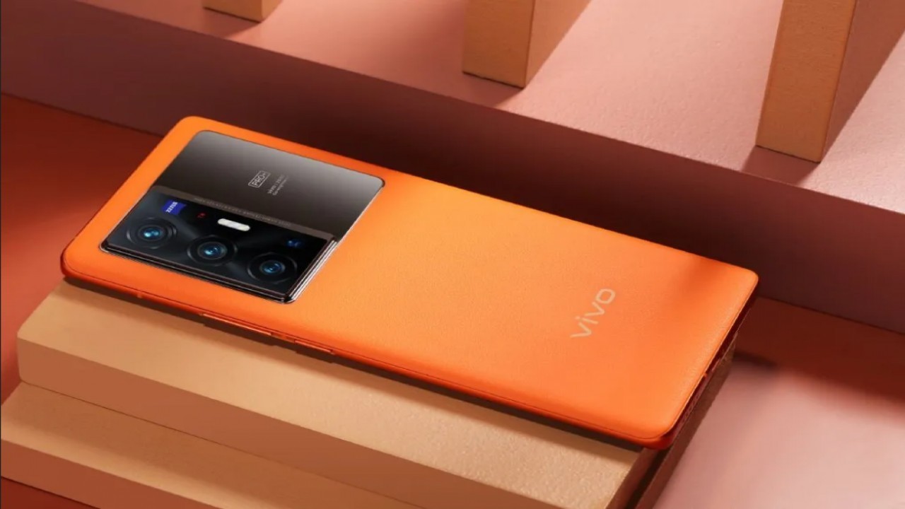 Vivo X70 Pro+ resmi olarak duyuruldu