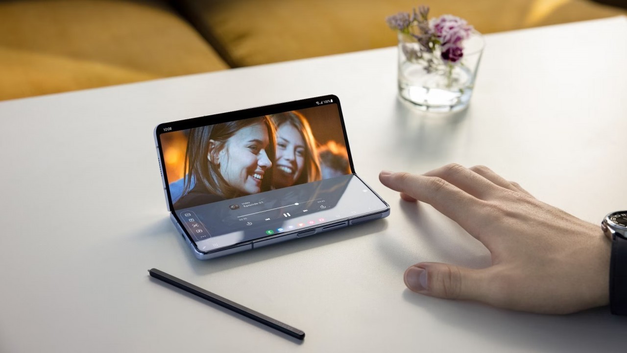 Samsung Galaxy Z Fold5 Türkiye'de ön siparişe sunuldu