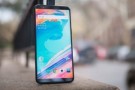 OnePlus 5T kullanıcıları, Oreo güncellemesine kavuştu