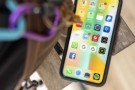 Apple, 45 Milyon 6.5 inç OLED iPhone Satışı Bekliyor