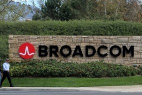 Intel gözünü Broadcom'u satın almaya dikti