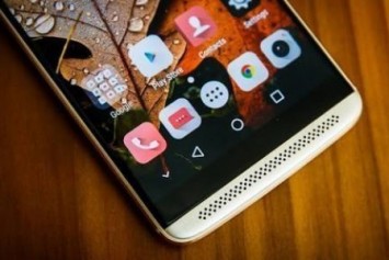 ZTE Axon 7 Max Canlı Görselleri Geldi 
