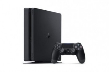 PS4 Slim'i tüm parçalarına ayırdılar