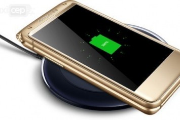 Samsung W2017 Snapdragon 820 ve 4GB RAM'le Ortaya Çıktı