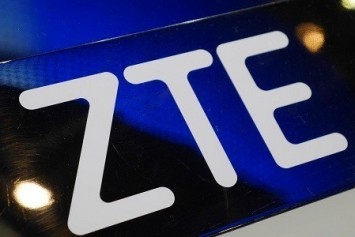 Axon 7, Android Nougat ön izleme programı ABD'de başladı