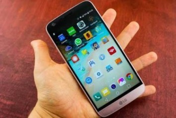 LG G6'nın Yeni Tasarımında Değiştirilebilir Batarya Gidiyor, Kulaklık Soketi Kalıyor 