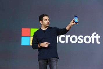 Microsoft,  2017 Nisan ayında Surface Phone ve Redstone 2 Güncellemesi Sunmaya Hazırlanıyor 