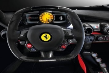 Ferrari, üretim tesisinin kapılarını araladı