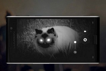 Lumigon T3, sahip olduğu özellik ile dünyanın ilk akıllı telefonu oldu