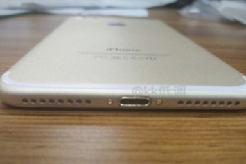 Üç Yeni İPhone Birlikte Görüntülendi 