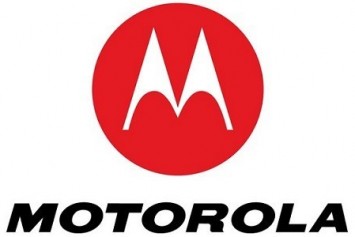 Resmi duyuru olmadan Moto E3 Power akıllı telefon pazarda yerini aldı