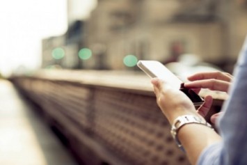 Ritz Carlton İstanbul Otelinde Akıllı Telefon Servisi 
