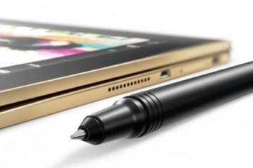 Lenovo, IFA 2016'da Yoga Book Tanıtımını Yaptı 