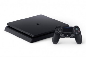 PS4 Slim'i, parçalarına ayırdılar