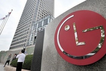 LG, katlanabilir akıllı telefon / tablet patenti aldı
