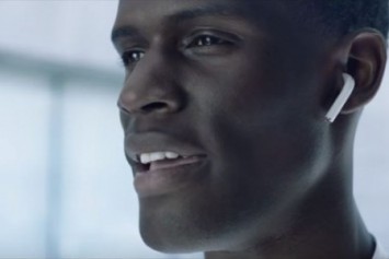 Apple’ın AirPods kulaklığı da düşme ve su testinde