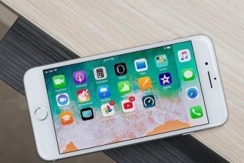 Apple, iPhone 8 Plus Modelinde Ortaya Çıkan Batarya Şişme Sorununu Araştırıyor