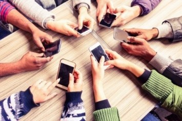 Orta Seviye Akıllı Telefonlar Pazarı Ele Geçirdi