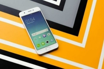 Oppo, F3 Lite'ı duyurdu