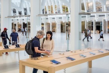 Apple fanları, yeni iPhone almak için App Store'a gitmiyor