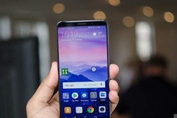 Huawei Mate 10 Modelinde Kablosuz Şarj Özelliği Bulunmuyor