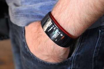 Gear Fit 2 Pro, iOS'lu cihazlarda halen çalışmıyor