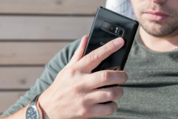 Samsung Galaxy Note9, Ekranın Altında Parmak İzi Sensörüne Sahip Olacak 
