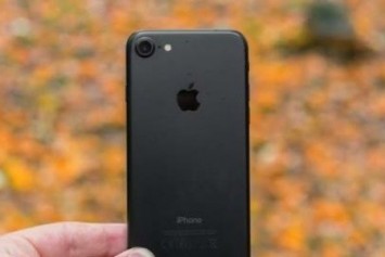 Apple, Üçüncü Çeyrekte İngiltere'de Akıllı Telefon Pazarının Lideri Oldu ve Samsung ise İkinci Sırad