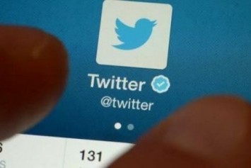 Twitter, Mavi Tık Hizmetini Durdurdu
