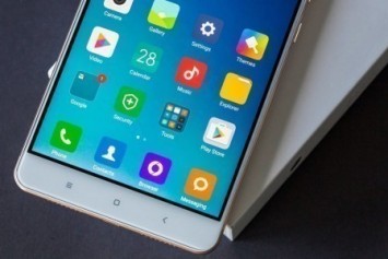 Xiaomi Mi Max 3, ekranıyla mest edecek